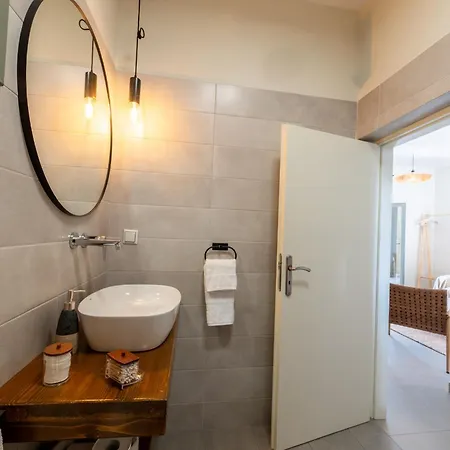 Latoma Mediterranean House * Álika