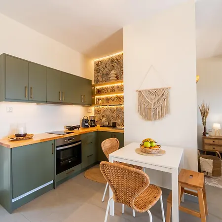 Latoma Mediterranean House * Álika