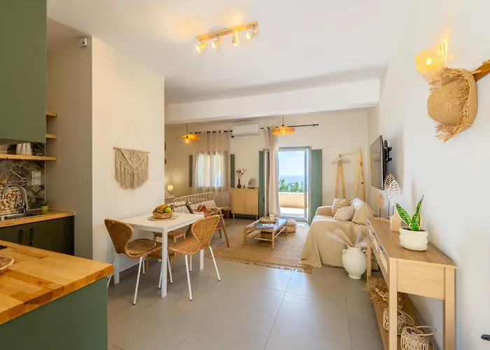 Latoma Mediterranean House Апартаменты Алика