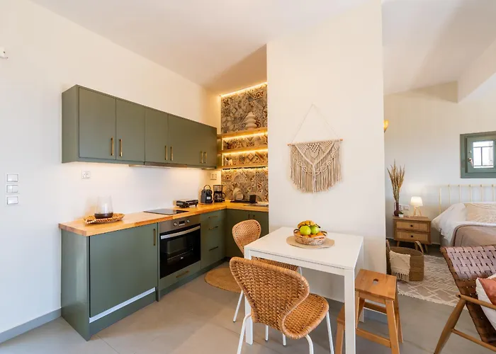 Latoma Mediterranean House * Алика